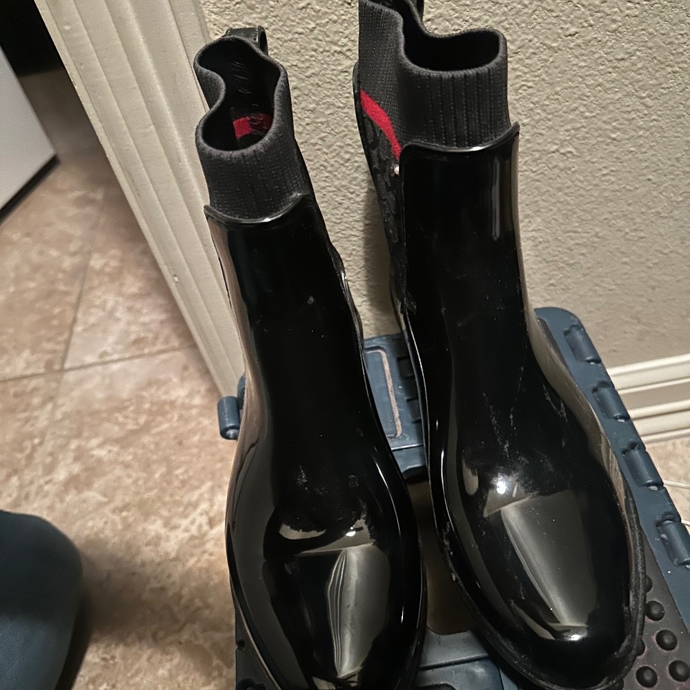 Coach boots